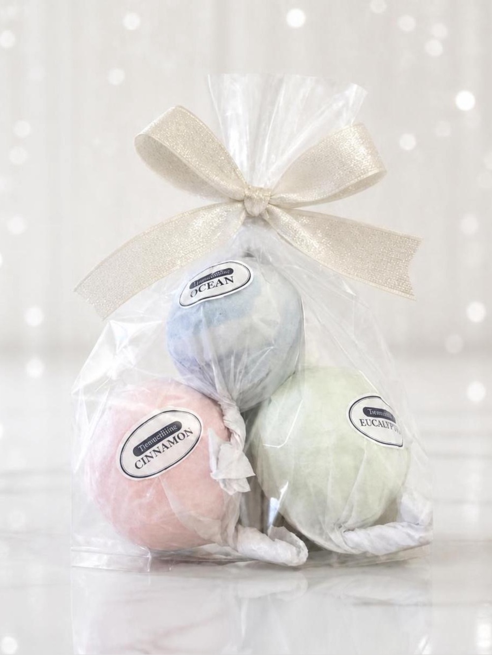 Bath Bomb Trio Gift Set - Ocean, Cinnamon & Eucalyptus Plus More